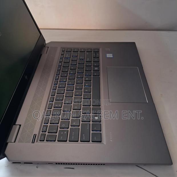 Laptop HP ZBook Studio G5 32GB Intel Core i7 SSD 512GB · Photo 3