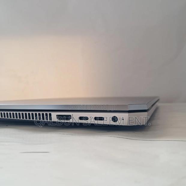 Laptop HP ZBook Studio G5 32GB Intel Core i7 SSD 512GB · Photo 6