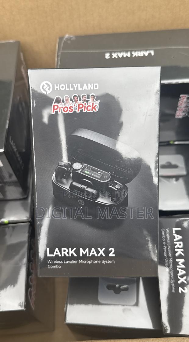 Hollyland Lark Max 2 Combo Wireless Lab Microphone System · Photo 1