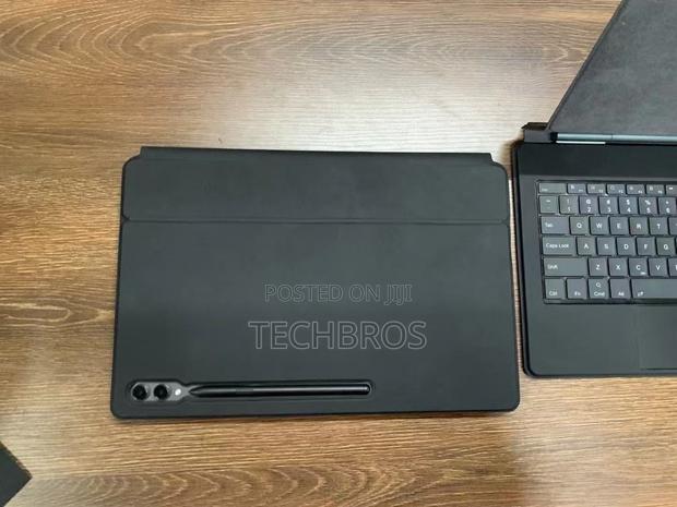 Galaxy Tab S8/S9/10 Ultra Magnetic Keyboard 14.6 Inches · Photo 4