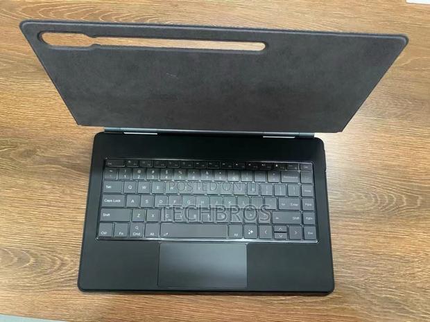 Galaxy Tab S8/S9/10 Ultra Magnetic Keyboard 14.6 Inches · Photo 3