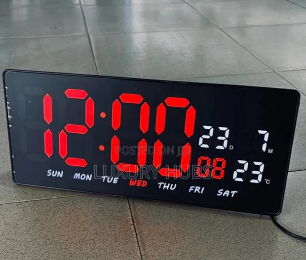 Large Led Digital Wall Mounted Clock · Photo 2