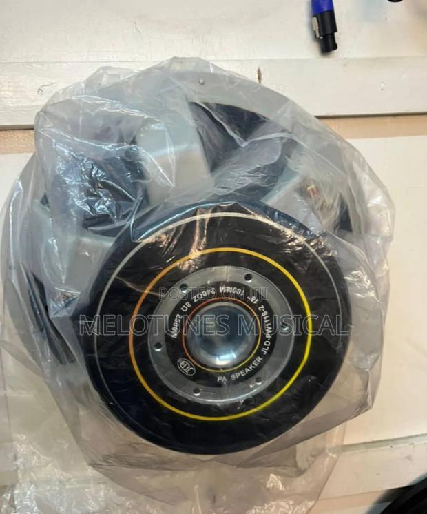 JLD 18inches 2500watt Pair of Nake Speakers ( White) · Photo 1