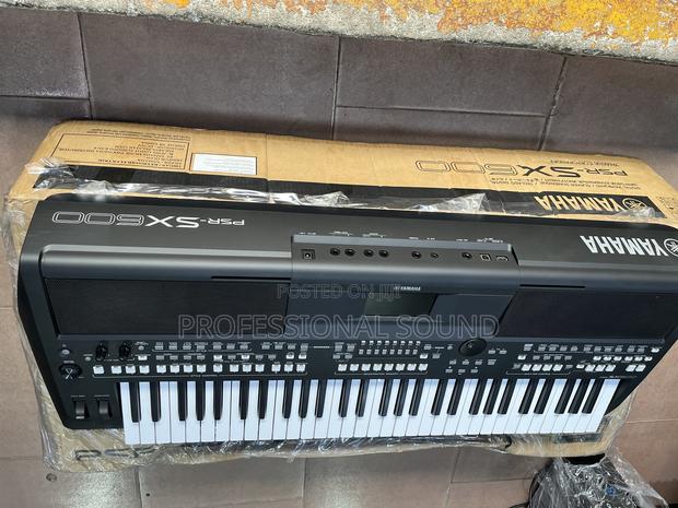 Yamaha PSR-Sx600 · Photo 2