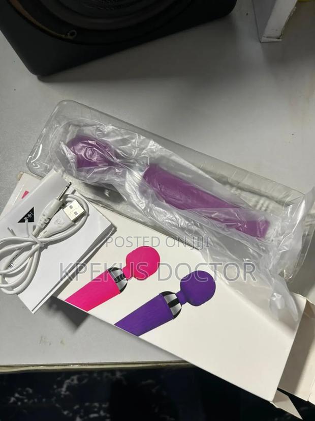 Magic Wand Adjustable Speed Vibrator S€× Toy · Photo 1