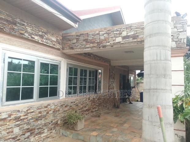 3bdrm House in Dki Properties, Oyibi for sale · Photo 3