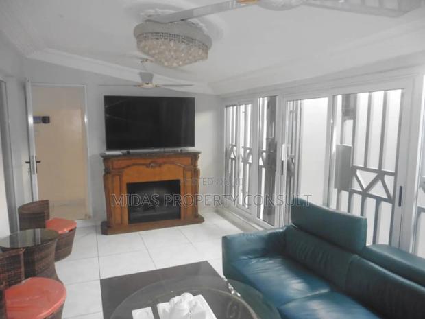 6bdrm House in East Airport for sale · Photo 5