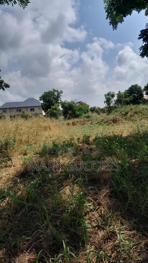 Road Side Fully Registered Plots for Sale at Ofankor Jeiriver · Photo 6