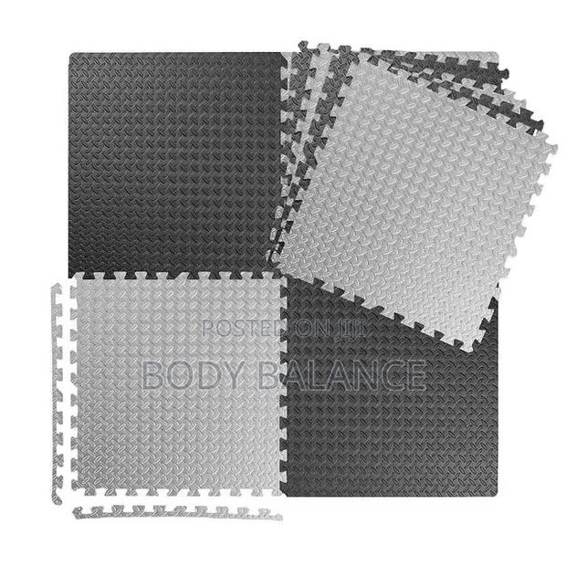 Gym Floor Mat(100by 100 Cm) · Photo 1
