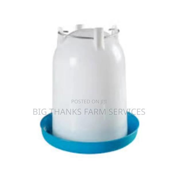 6l Fowl Drinkers · Photo 1
