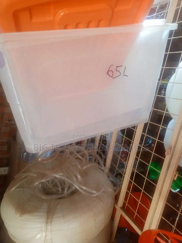 65l Automatic Drinker Basin · Photo 1