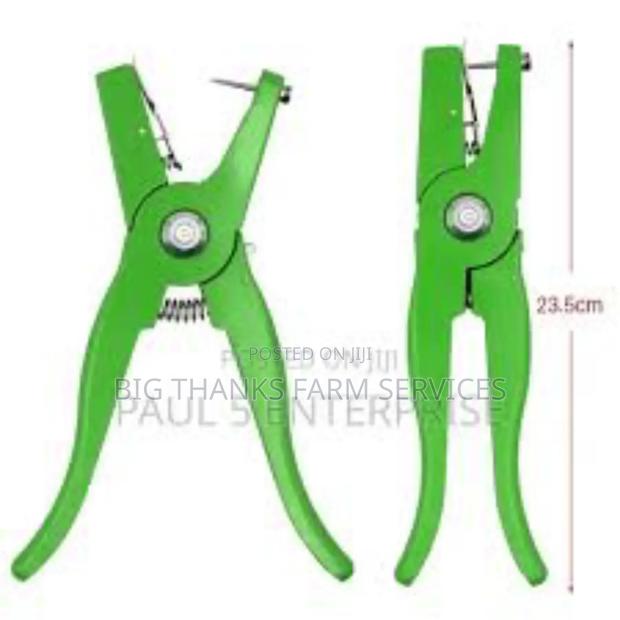 Tag Applicators · Photo 1