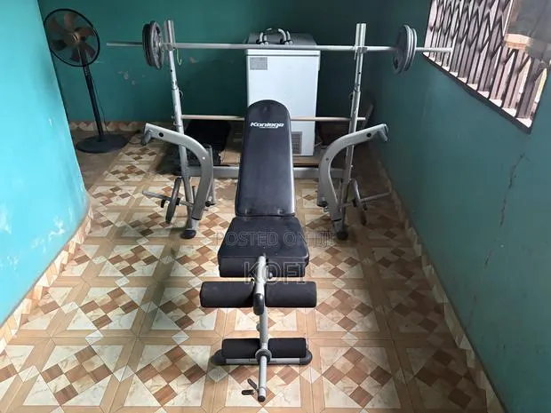 Konlega Bench Press Set With 45kg Weight and Bar · Photo 1