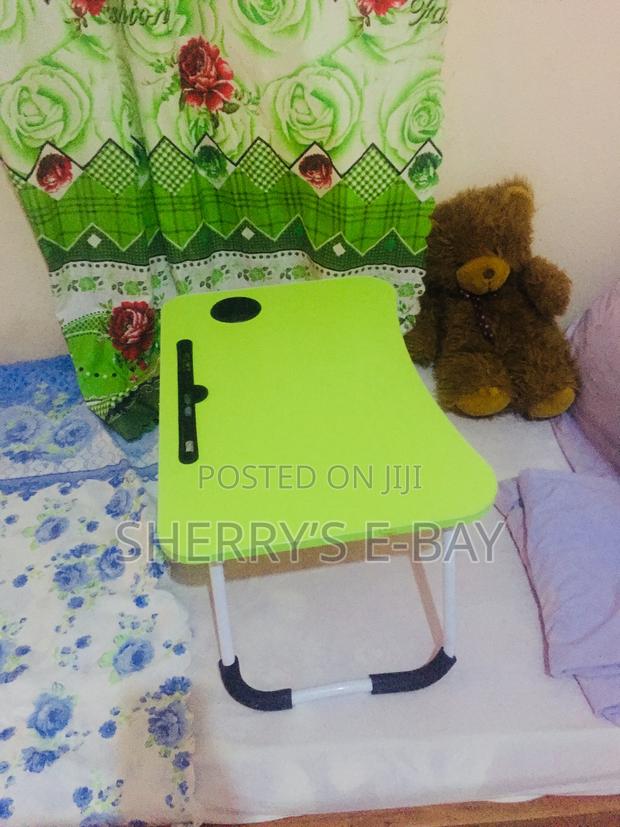 Foldable Bed/Laptop Table · Photo 4