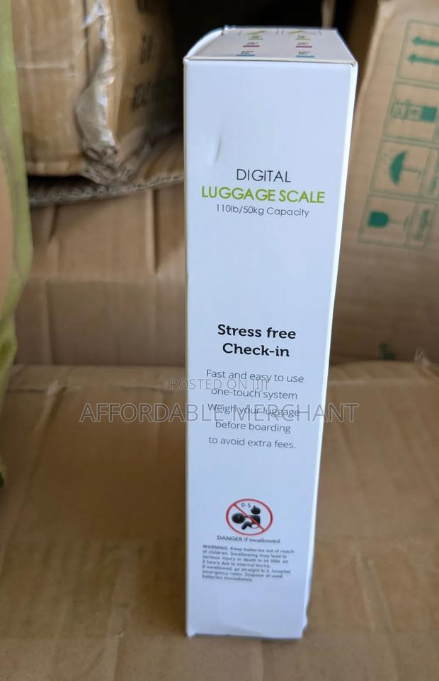 Digital Luggage Scale 110lb/50kg Capacity · Photo 2