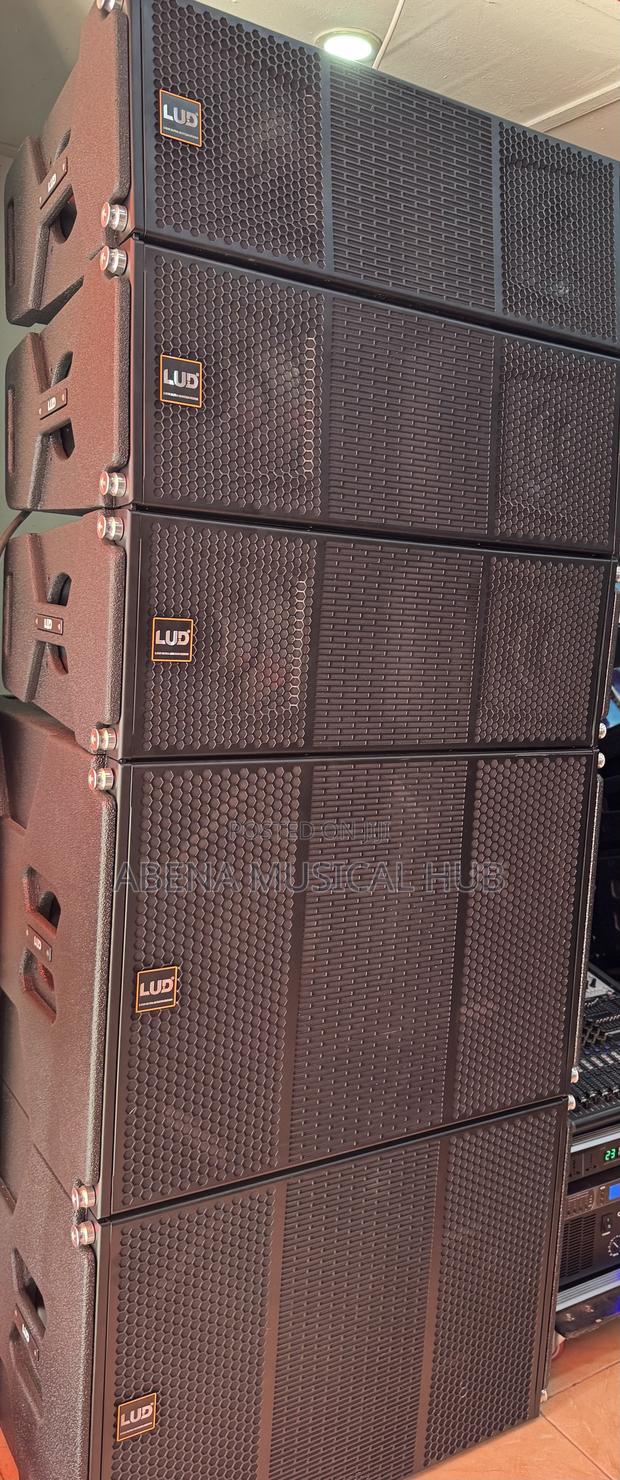 Line Arrays Speaker 3 Piece With Single Bass (Lud)10 Inches · Photo 1