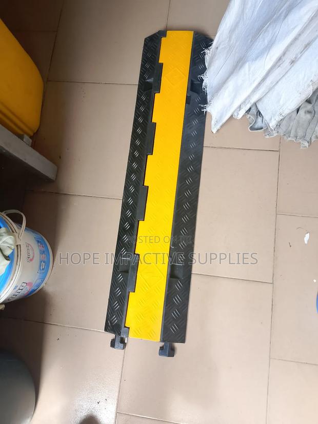 Cable Bumper - (1) Meter Length. · Photo 2