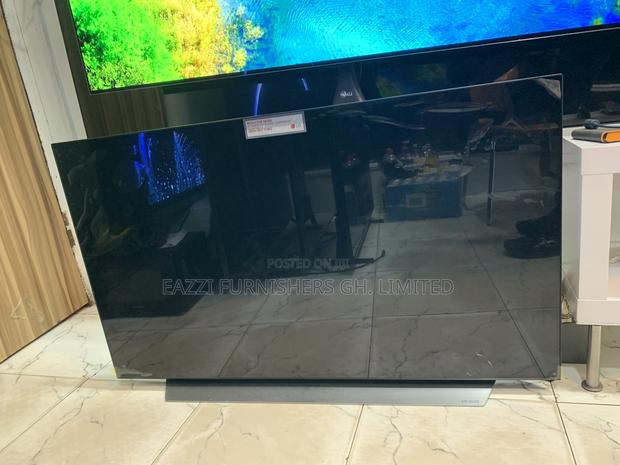 Oled55cx6lb Perfect Black Vivid LG Oled Smart 55 Inches Uhd HDR Cx TV · Photo 2