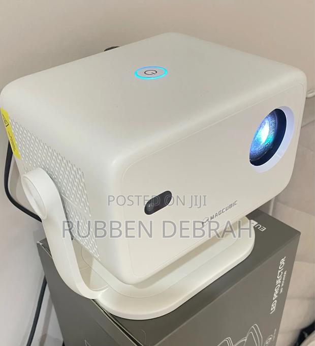 Advanced Smart Projector · Photo 7