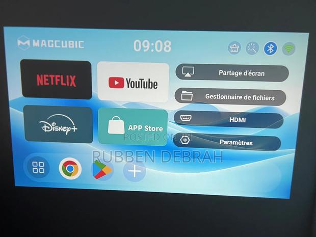 Advanced Smart Projector · Photo 5