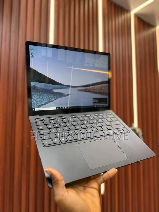 Laptop Microsoft Surface Laptop 3 8GB Intel Core I5 SSD 256GB · Photo 2