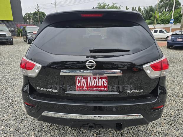 Nissan Pathfinder Platinum 4x4 2013 Black · Photo 5