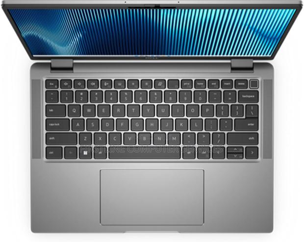 New Laptop Dell Latitude 7450 32GB Intel Core Ultra 7 SSD 1T · Photo 1