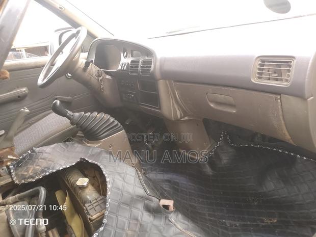 Kia Pregio 2003 Grey · Photo 7
