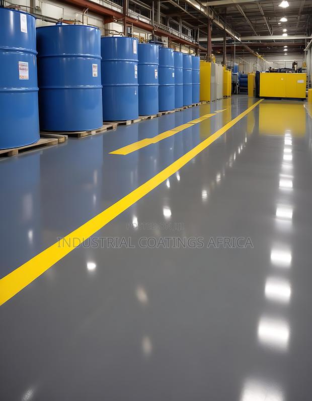 Xymax Maxcoat Industrial Floor Marking Paint, Marine Paint · Photo 2