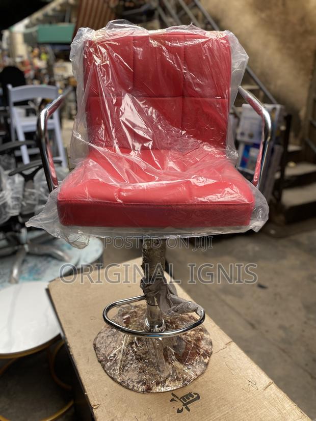 Bar Chair With Armrest · Photo 1