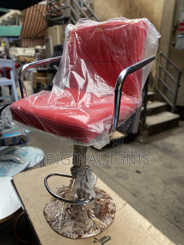 Bar Chair With Armrest · Photo 3