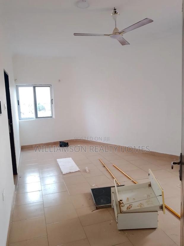 2bdrm Apartment in Community 18 Road, Spintex for rent · Photo 8