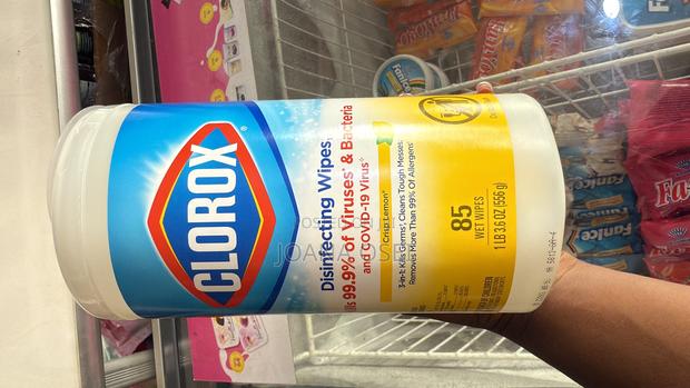 Disinfectant Wipes. · Photo 3