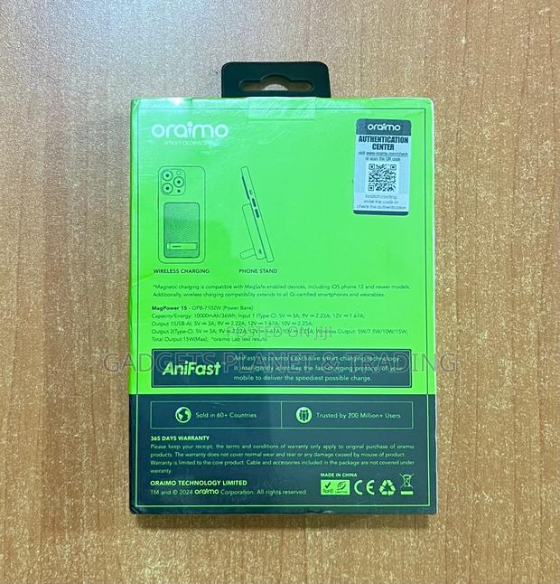 Oraimo Magpower 15 10000mah Wireless and Wired Power Bank · Photo 2