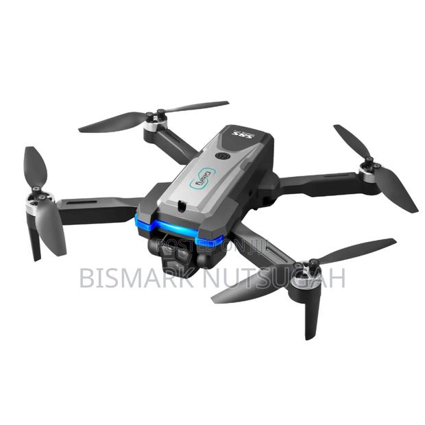 Remote Control Flying Drone · Photo 1