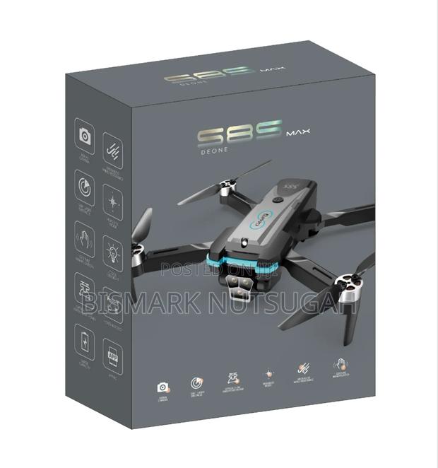 Remote Control Flying Drone · Photo 3