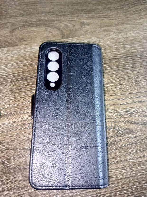 Samsung Z Fold 3,4,5 And 6 Leather Case With Protector · Photo 4