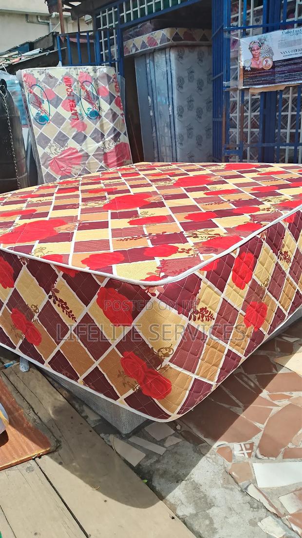 Compacted King Size 20" - Latex Foam High Density · Photo 1