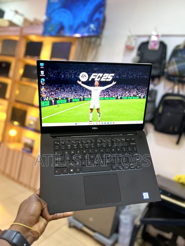 Laptop Dell XPS 15 9570 16GB Intel Core I7 SSD 512GB · Photo 1