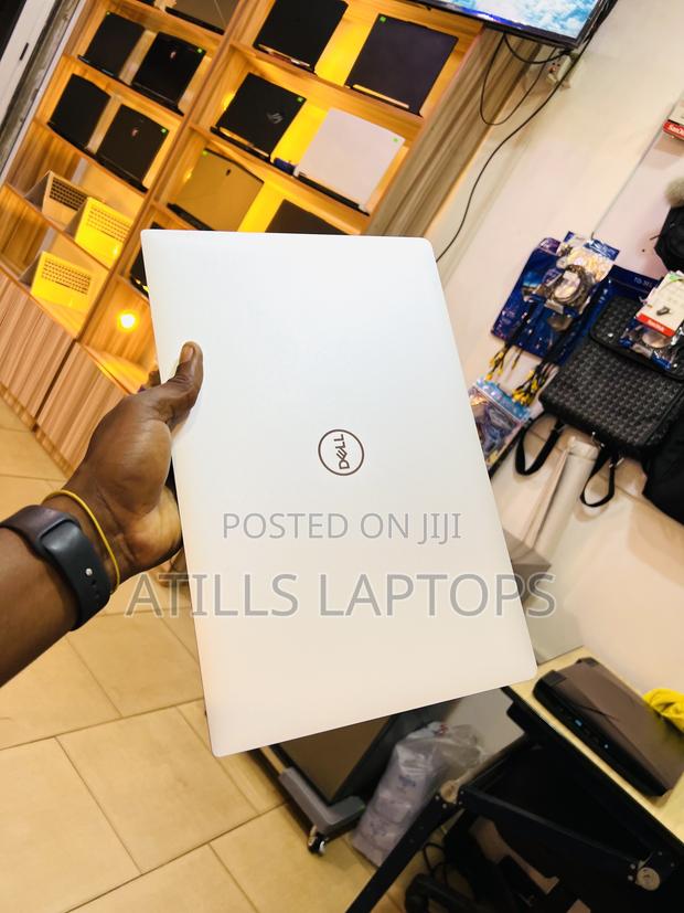 Laptop Dell XPS 15 9570 16GB Intel Core I7 SSD 512GB · Photo 2