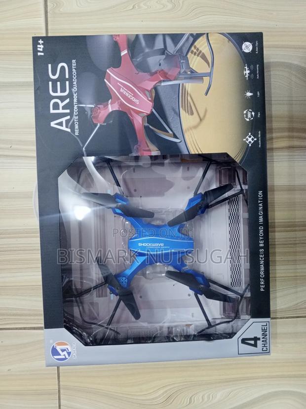 Leap Remote Control Quadcopter Flying Drone · Photo 2