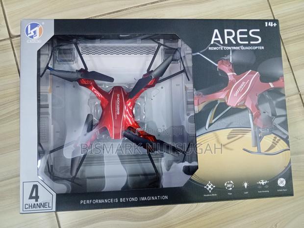 Leap Remote Control Quadcopter Flying Drone · Photo 3