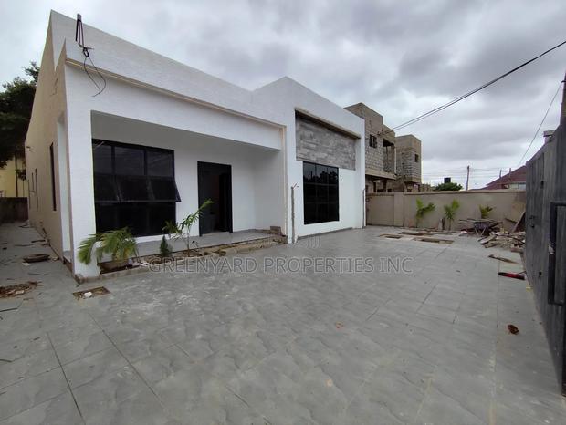 3bdrm House in Hills, East Legon for rent · Photo 2