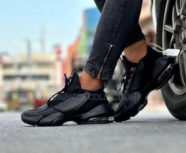 Nike Airmax Savage Alpha Sneaker All Black · Photo 3
