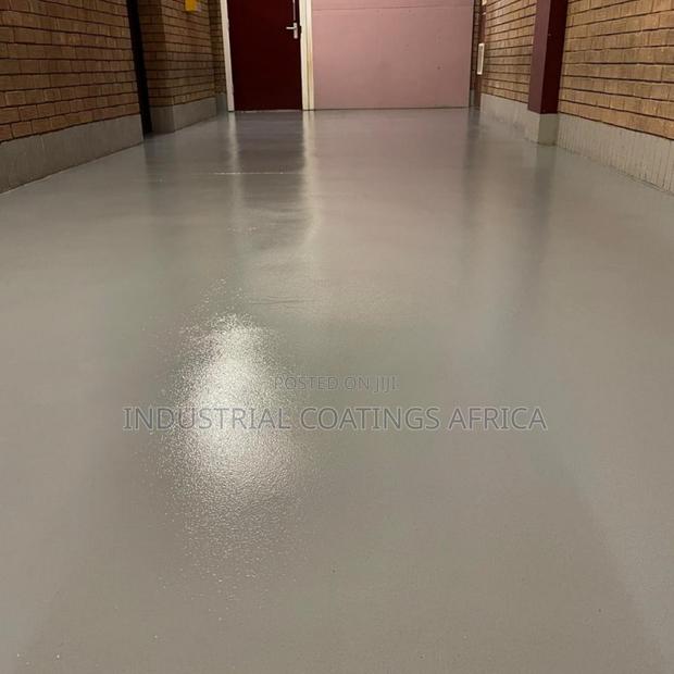 Polyflex 55 Industrial Floor Coating · Photo 1