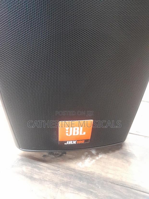 JBL Wall Mount 6.5 Inches Black · Photo 2