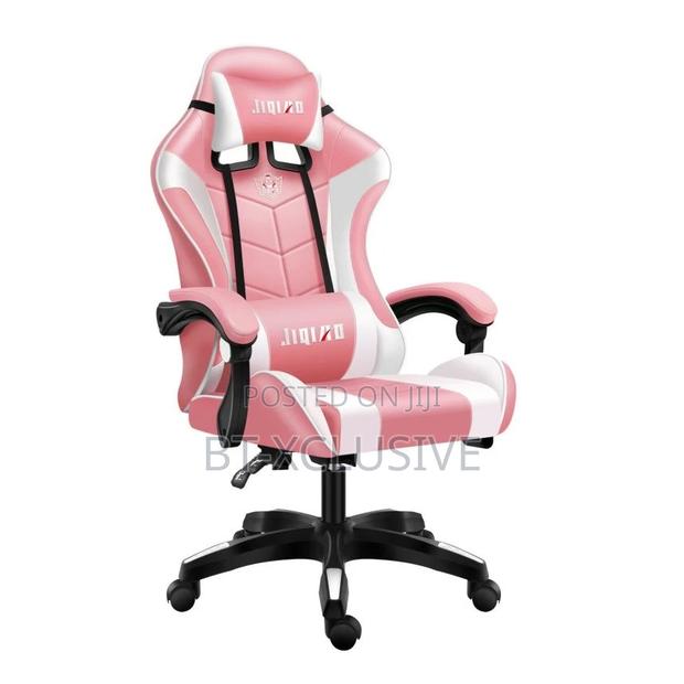 Gaming Chair in an Office Chair Look · Photo 2