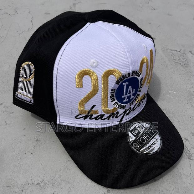 Caps From Usa · Photo 2