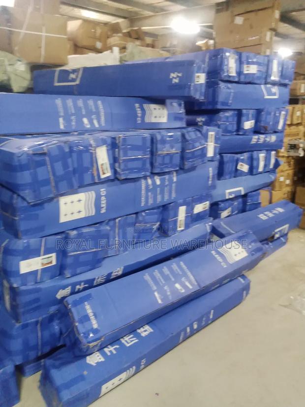 8 Inches Queen Size Foreign Mattress · Photo 8
