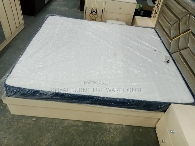 8 Inches Queen Size Foreign Mattress · Photo 3
